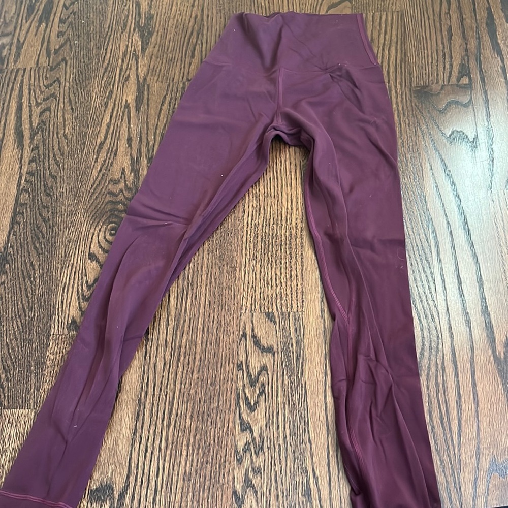 Lulu leggings maroon color